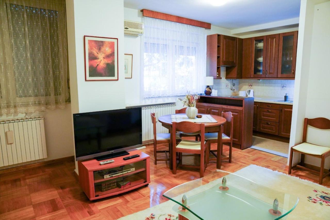 Skopjepad - Centrally Located, Stylish Pad Luaran gambar